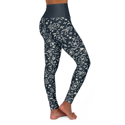 Floral Bandana High-Waist Yoga Leggings – Dark Grey All-Over Print